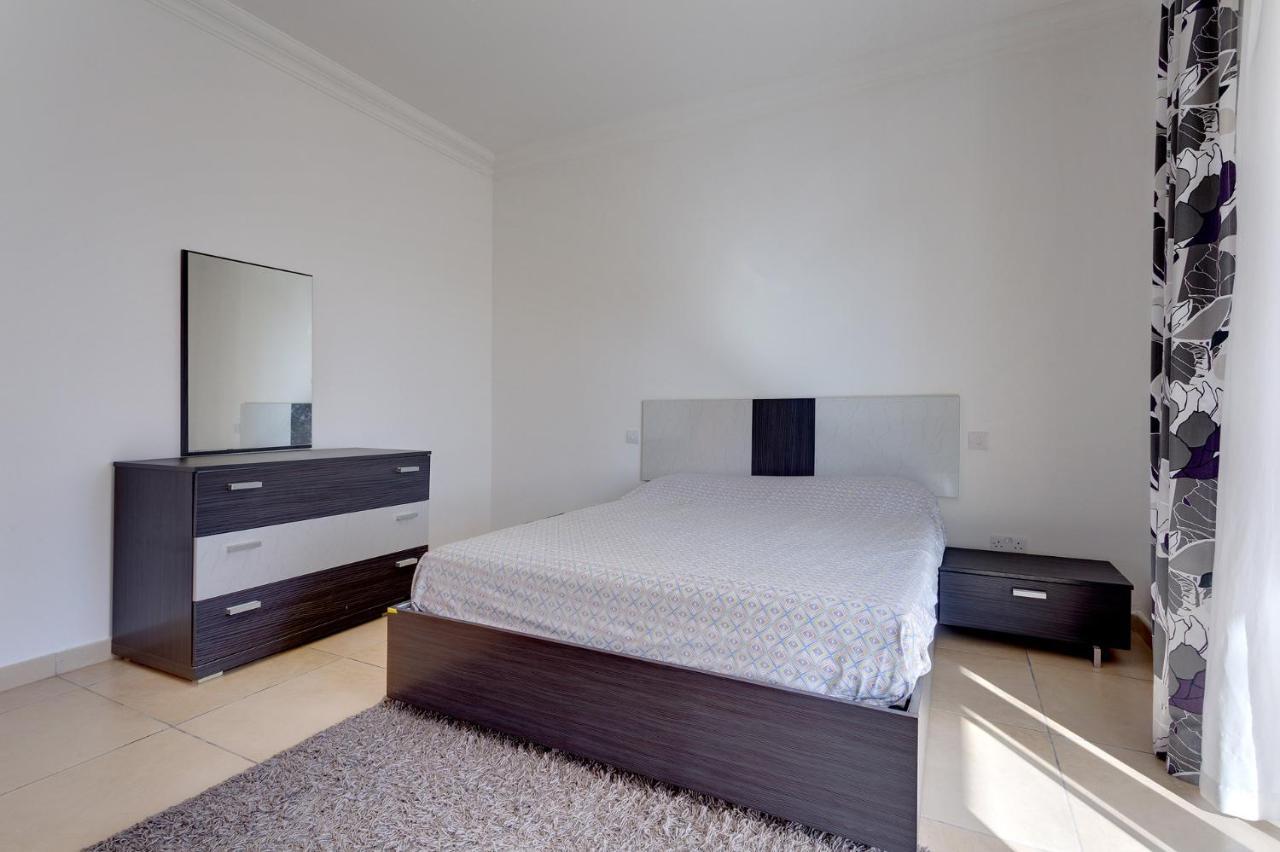 Apartment With Pool Sliema Dış mekan fotoğraf